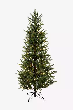 Smalt juletre med lys